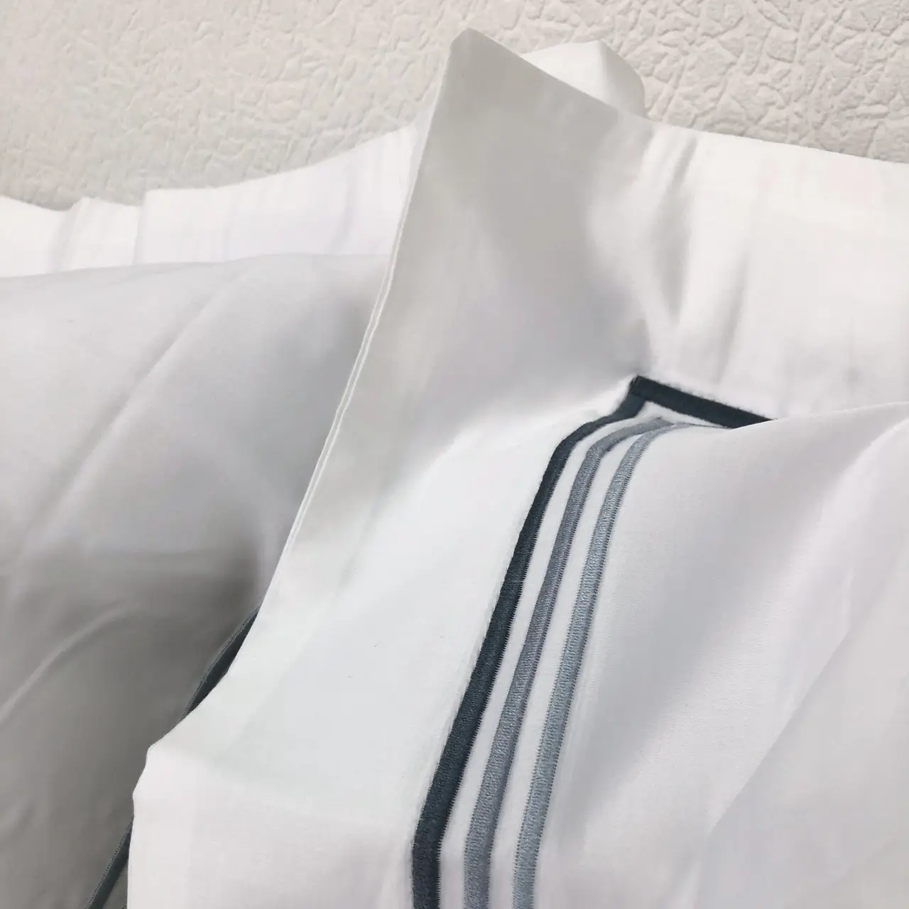 Постільна білизна Woodbury’s Luxury White сатин-люкс