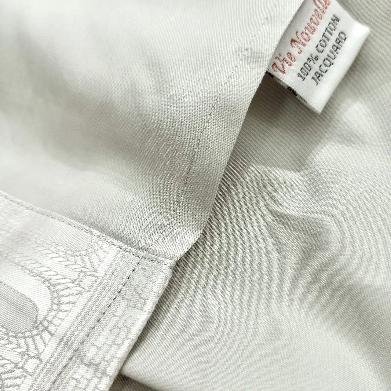 Постільна білизна Vie Nouvelle жаккард із шовковою вишивкою євро 200х220 JE-A002