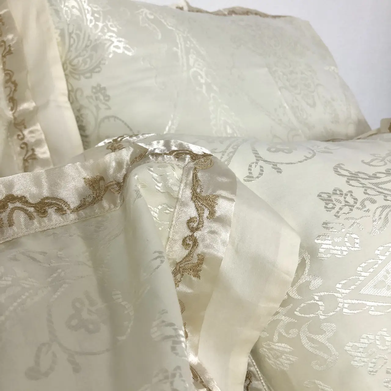 Постельное белье Vie Nouvelle жаккард с шёлковой вышивкой евро 200х220 JE-B03