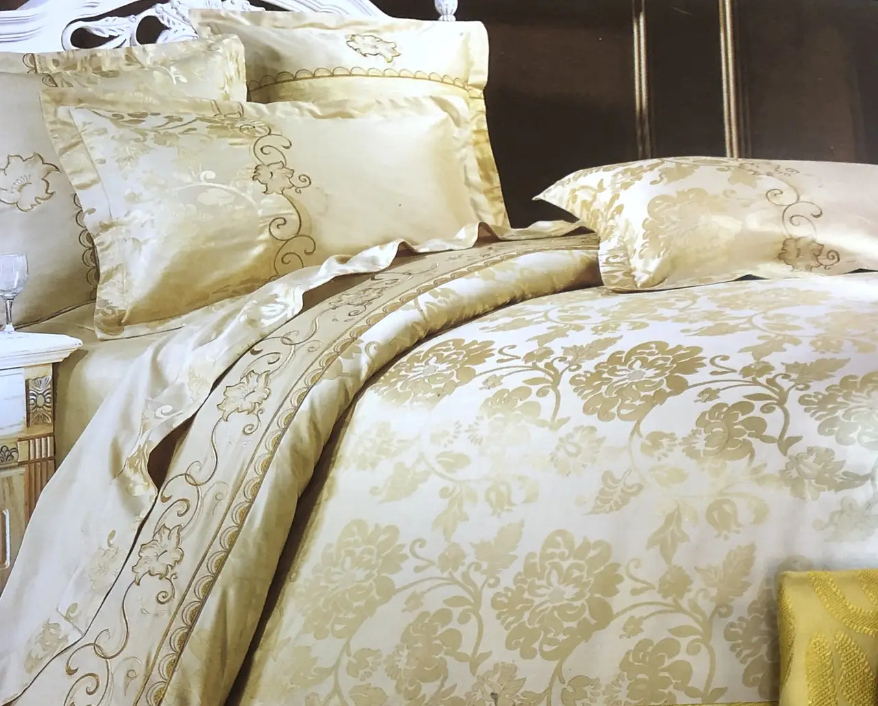 Постільна білизна Vie Nouvelle жакард з вишивкою євро 200×220 JE-056