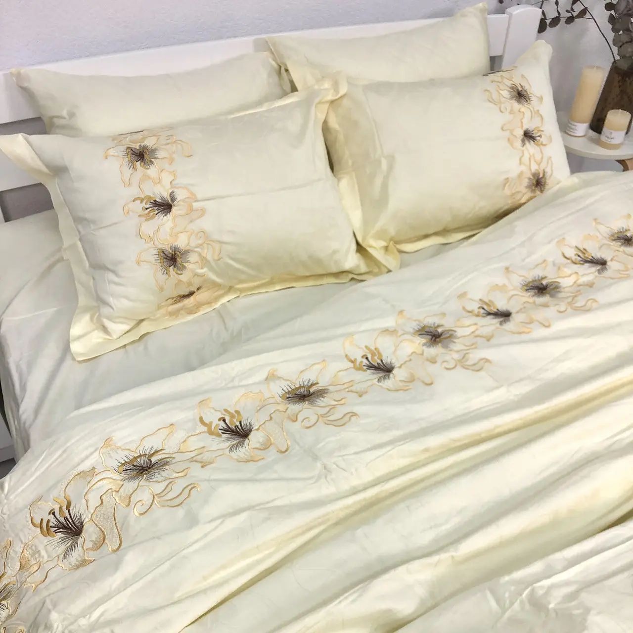 Постільна білизна Ailin жаккард з вишивкою євро 200×220 JE100BE