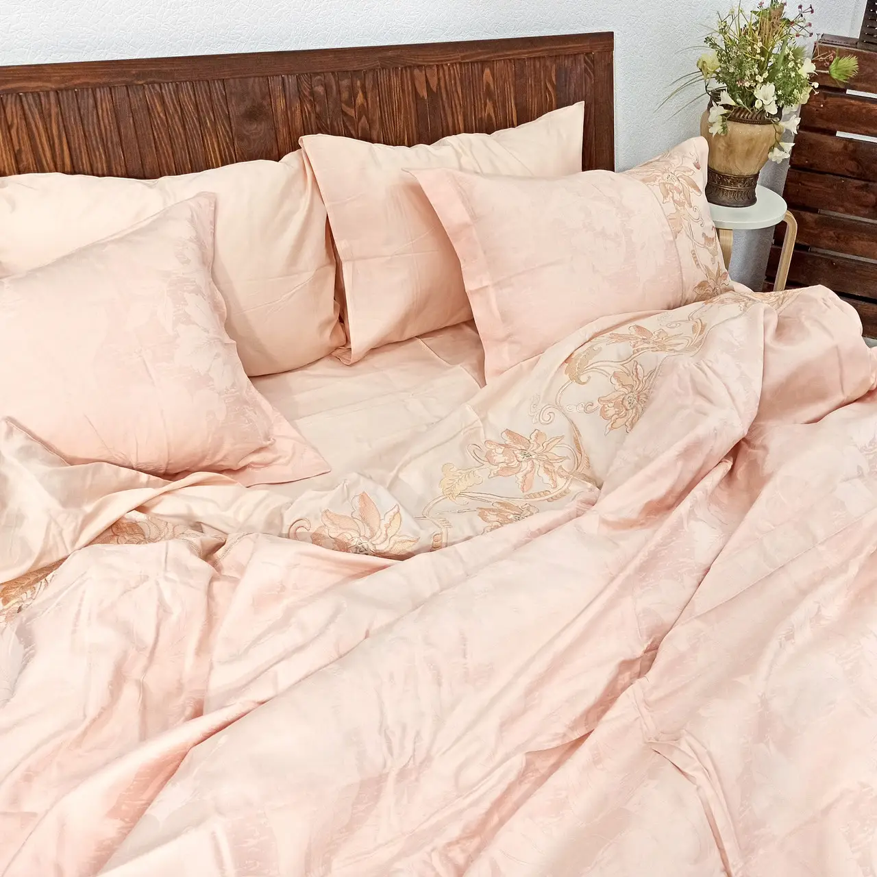 Постільна білизна Ailin жаккард з вишивкою євро  200×220 JE-40E