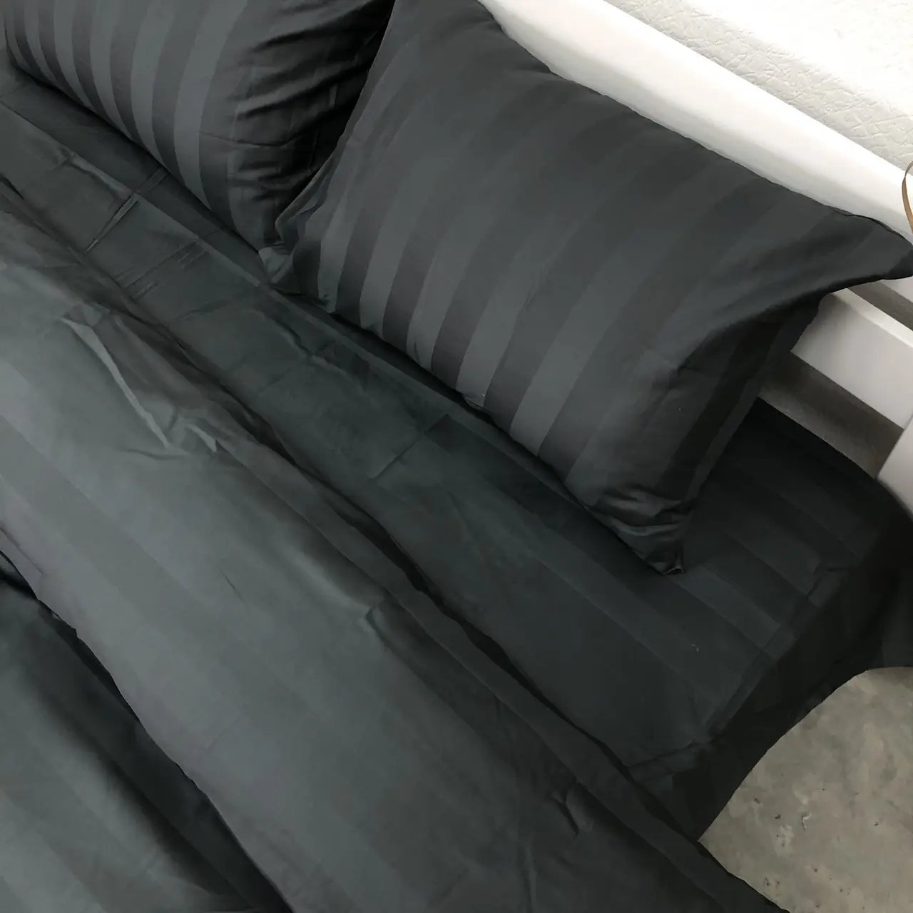 Постільна білизна Woodbury’s страйп-сатин Dark Grey 3